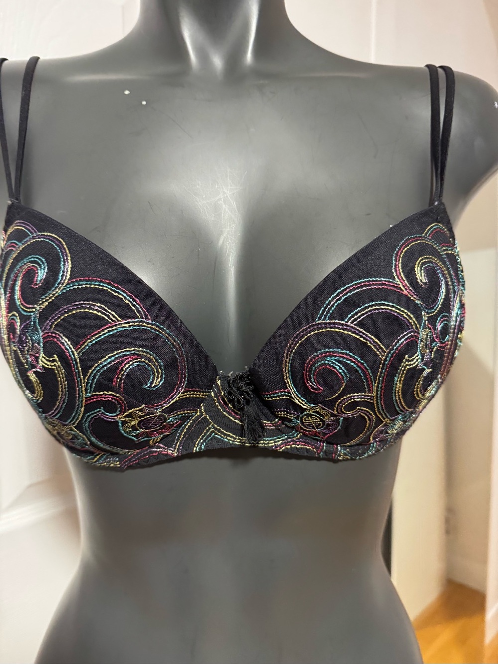 bra - Picture 3 of 5